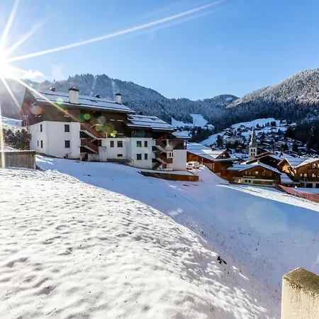 Cosy Au Pied Des Pistes Avec Terrasse, Garage Et Wifi - - Fr-1-437-66 דירה *